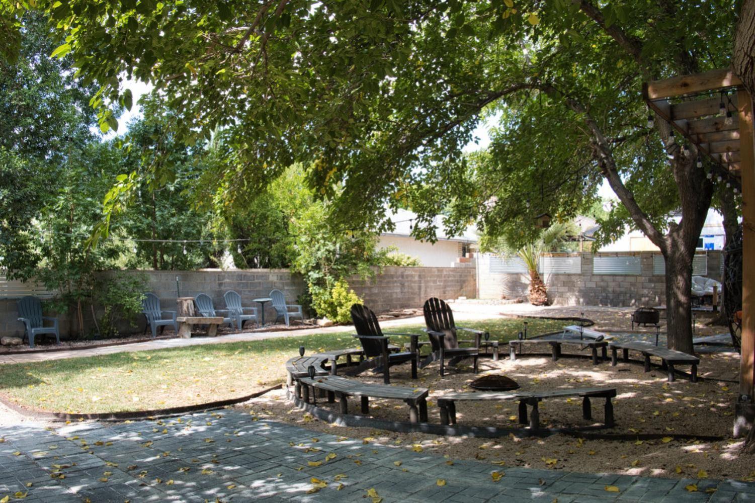 St George Family Getaway With Fire Pit, Ping Pong And Pet-Friendly Amenities סנט ג'ורג' מראה חיצוני תמונה